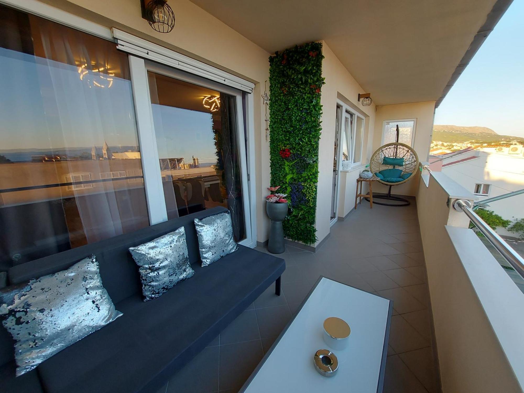 Summer Orchid - Spacious Duplex By The Beach & Ps5 Stobrec Exterior photo